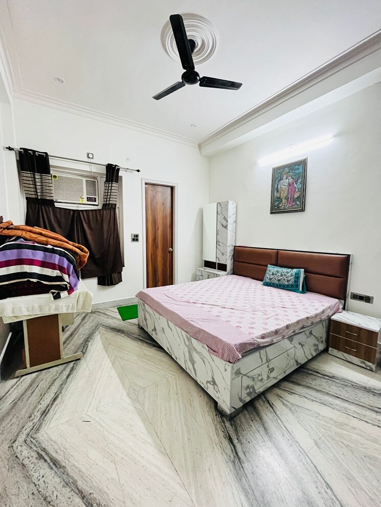 Bedroom, sector 62 2.5 Bedroom 1450 Sq.Ft. Builder Floor In Sector 62 Faridabad 8813949