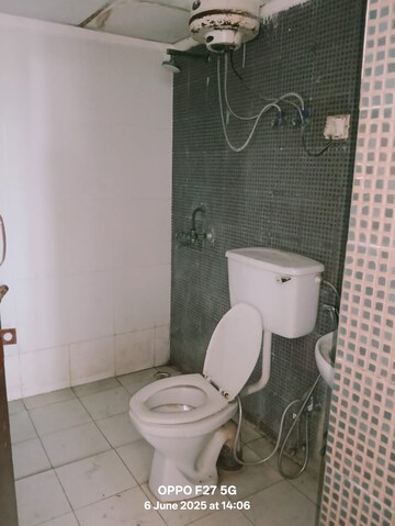 Bathroom in 2 BHK Apartment at Crossing Republik, Crossing Republic – for Rent
