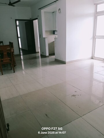 Bathroom in 2 BHK Apartment at Crossing Republik, Crossing Republic – for Rent
