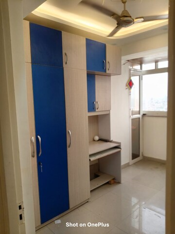 Kitchen in 2.5 BHK Apartment at Supertech Cape Town, Sector 74 – for Rent