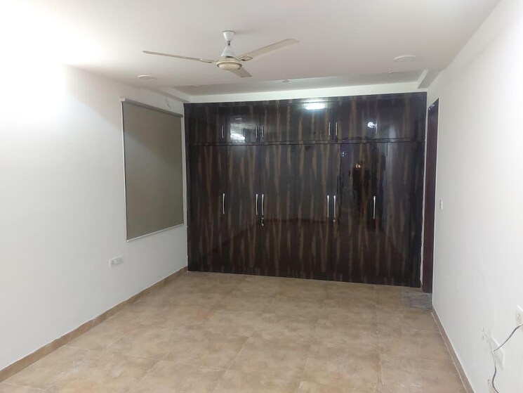Room, piyush-heights 3 Bedroom 2000 Sq.Ft. Apartment In Sector 89 Faridabad 8813993