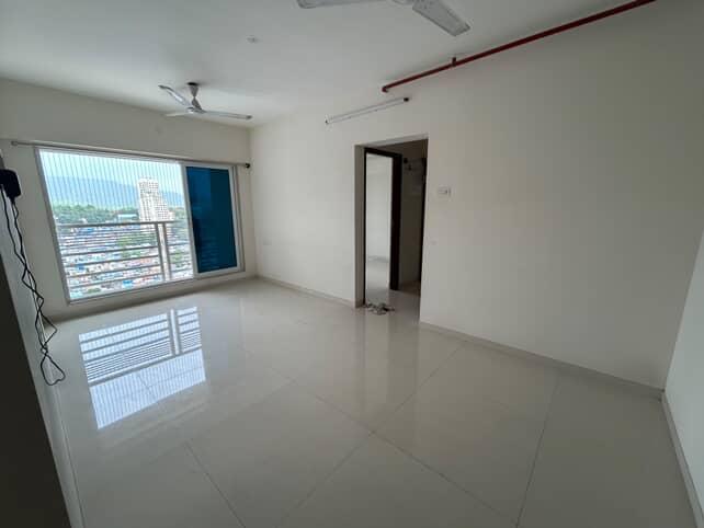 2 BHK Apartment For Rent in Romell Allure