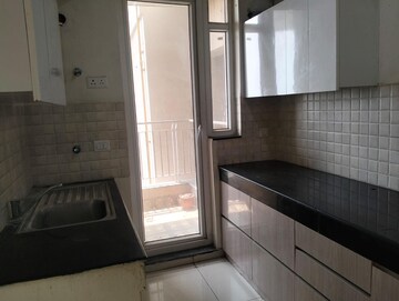 Bathroom in 3 BHK Apartment at BPTP Discovery Park, Sector 80 – for Sale