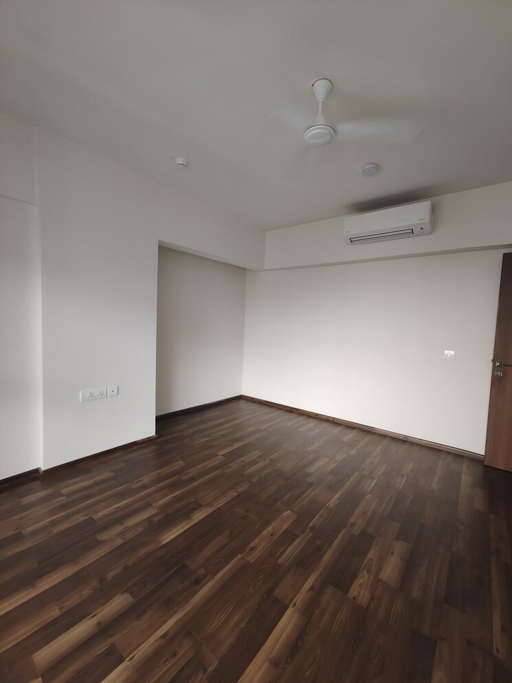 Room, piramal-vaikunth 3 Bedroom 1200 Sq.Ft. Apartment In Balkum Pada Thane 8814004