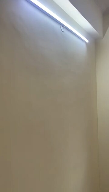 Room in 3.5 BHK Apartment at Shiv Sai Ozone Park, Sector 86 – for Rent