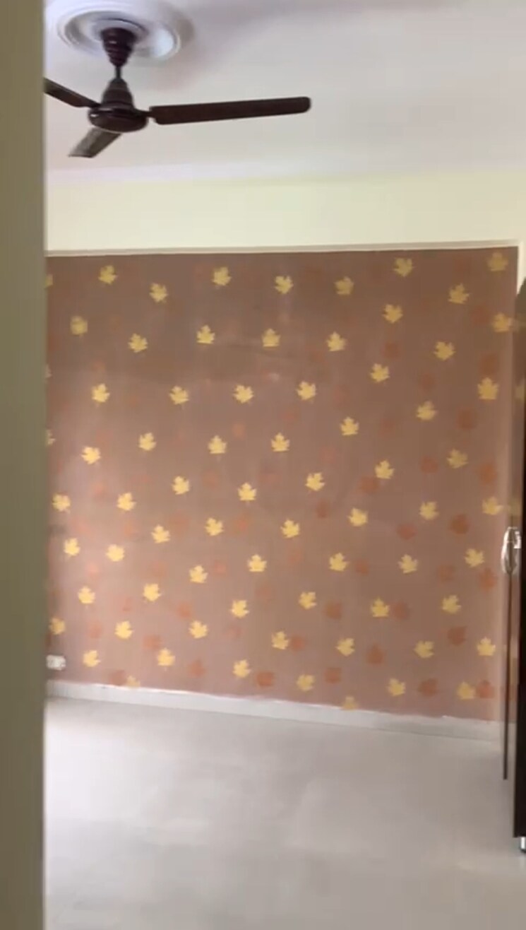 Room, shiv-sai-ozone-park 3.5 Bedroom 2100 Sq.Ft. Apartment In Sector 86 Faridabad 8814054