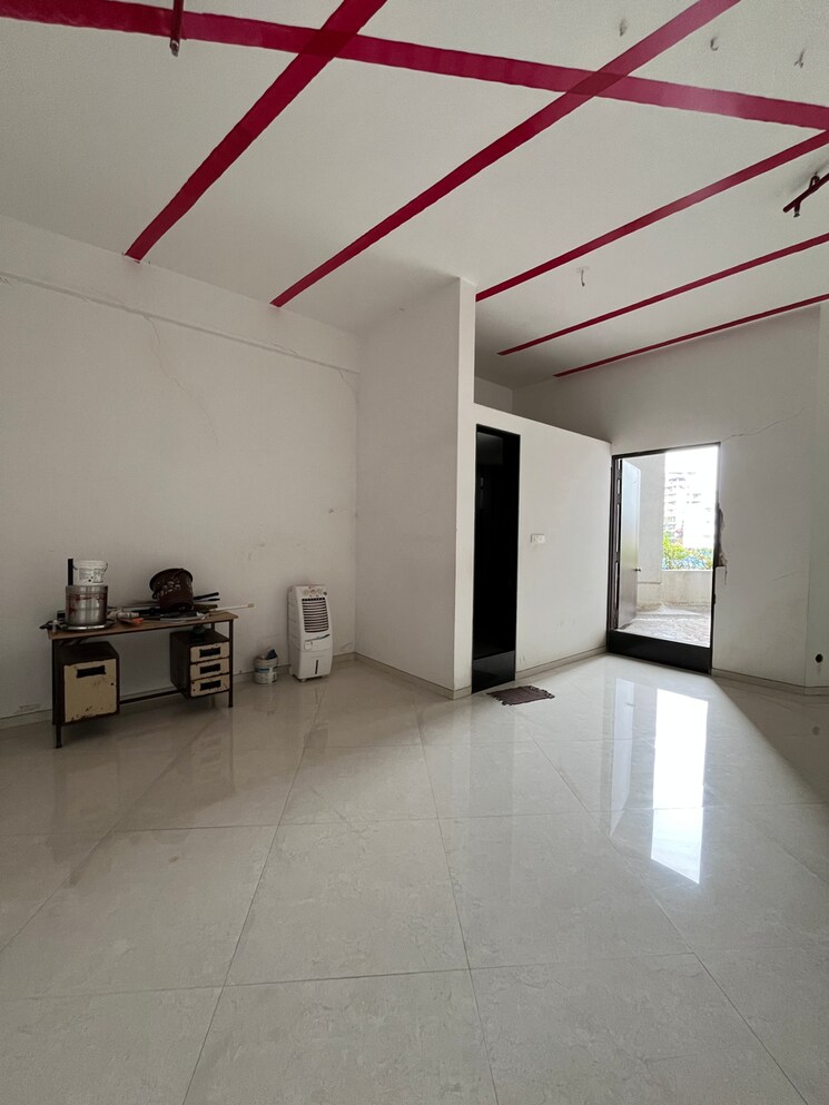 Room, seasons-business-centre Commercial Office Space 1145 Sq.Ft. In Kumbharwada Thane 8814084