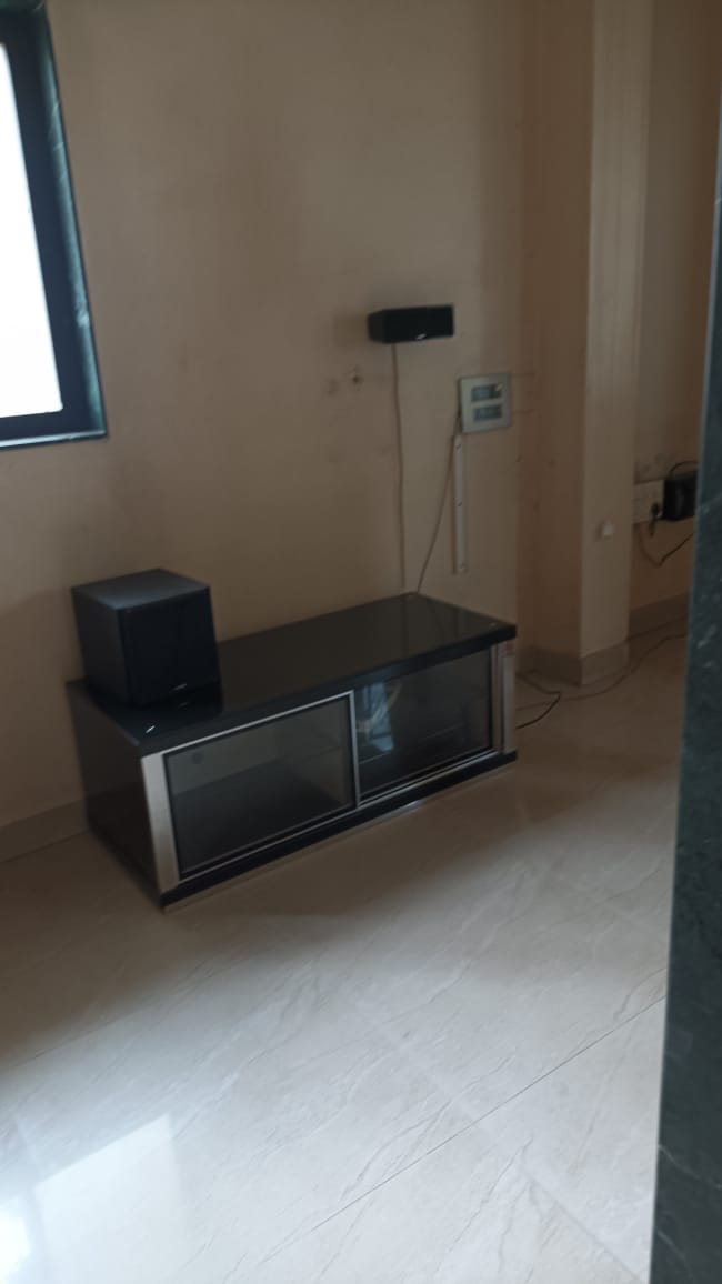 2 BHK Apartment For Rent in Naren Hills