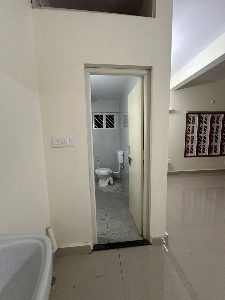 Bathroom, koramangala 2 Bedroom 1300 Sq.Ft. Builder Floor In Koramangala Bangalore 8814083