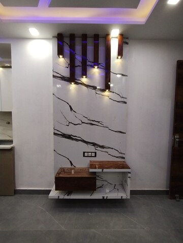 Furnished Amenities in 2.5 BHK Builder Floor at SA HOMES I, Uttam Nagar – for Sale