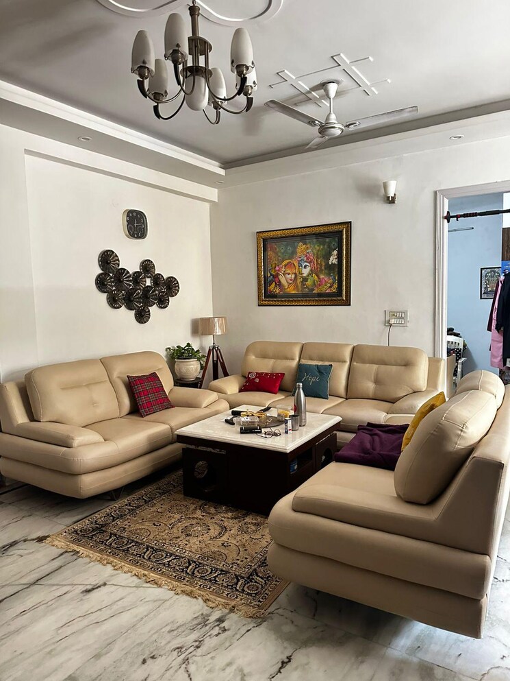 Living Room, green fields colony 4 Bedroom 2200 Sq.Ft. Builder Floor In Green Fields Colony Faridabad 8814109