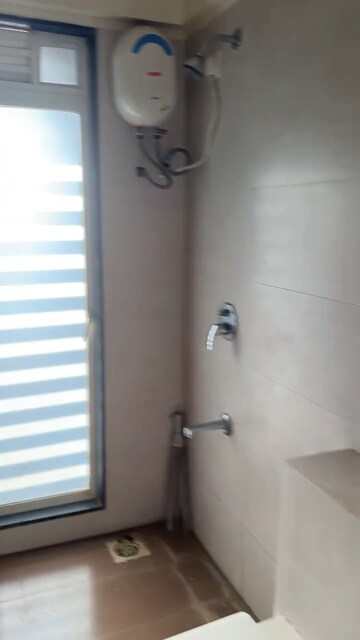 Bathroom in 3 BHK Apartment at Silver Castle Andheri East, Andheri East – for Rent
