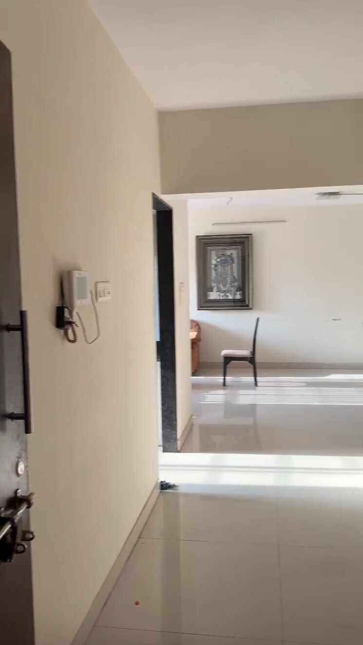 Bathroom, silver-castle-andheri-east 3 Bedroom 1300 Sq.Ft. Apartment In Andheri East Mumbai 8814157