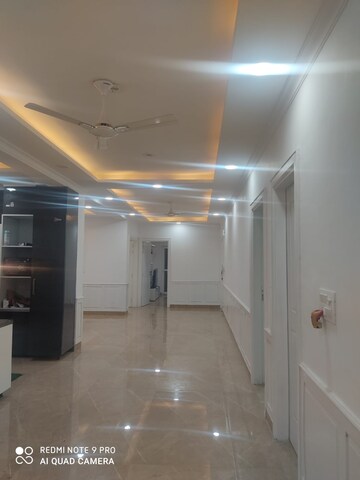 Living Room in 4 BHK Builder Floor at Green Fields Colony – for Rent
