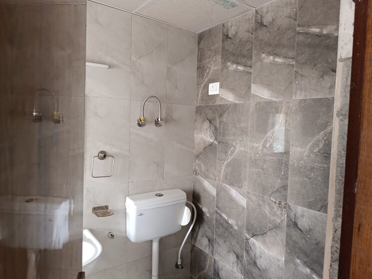 Bathroom, pivotal-riddhi-siddhi 2 Bedroom 587 Sq.Ft. Apartment In Sector 99 Gurgaon 8814146