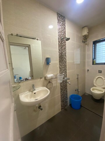 Bathroom in 3 BHK Apartment at Louisiana Apartment, Santacruz West – for Rent