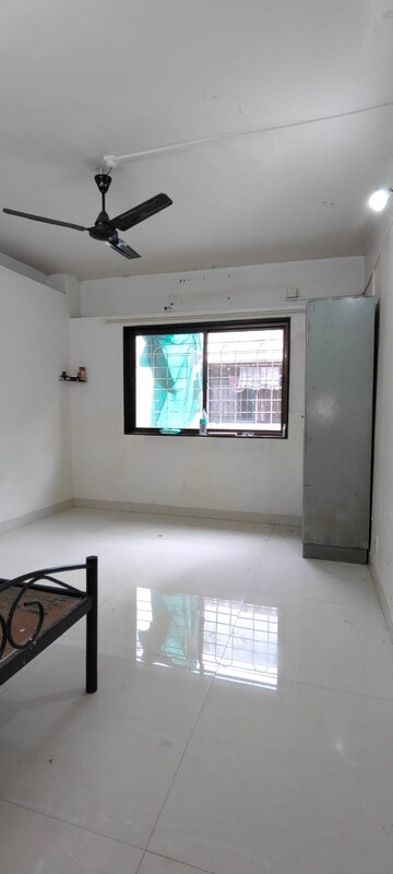 Room in 2 BHK Apartment at Solitaire Kothrud, Kothrud – for Sale