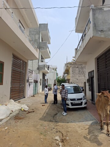  Plot For Sale in Bhondsi