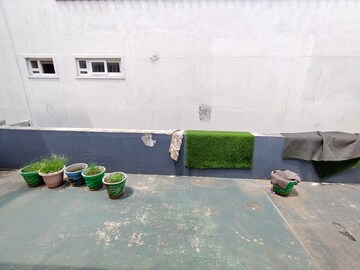 Parking in  Office Space at Nungambakkam – for Rent
