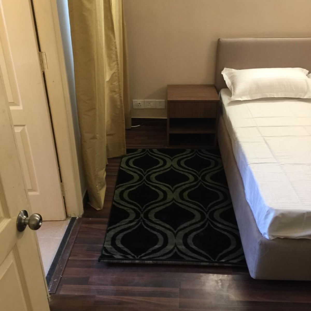 1 BHK + Pooja Room Apartment For Rent in Paras Tierea Studio Apartments