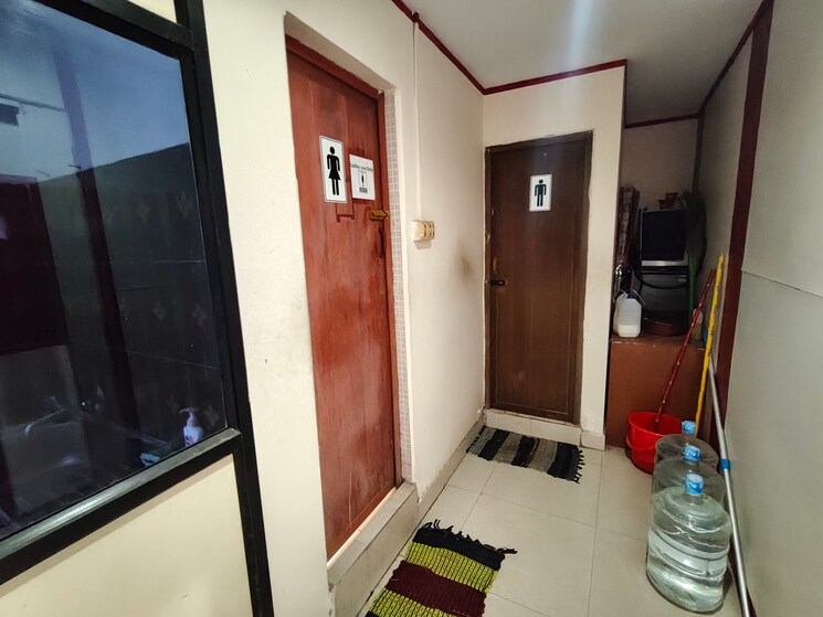 undefined, thyagaraya nagar Commercial Office Space in IT/SEZ 2100 Sq.Ft. In Thyagaraya Nagar Chennai 8814199