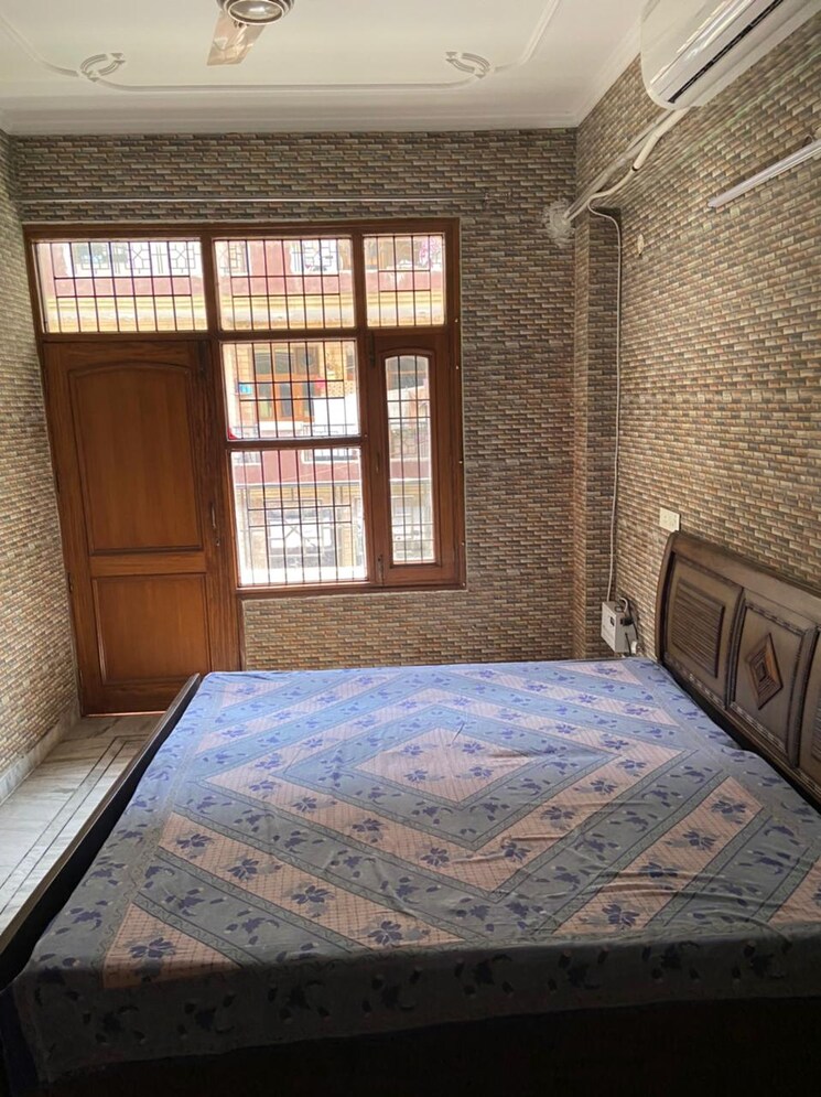 Bedroom, sector 49 3 Bedroom 2500 Sq.Ft. Builder Floor In Sector 49 Chandigarh 8814275