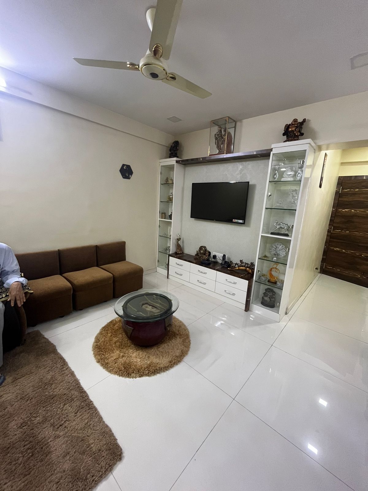 3 BHK Apartment For Rent in Vaibhavlaxmi Queens Avenue