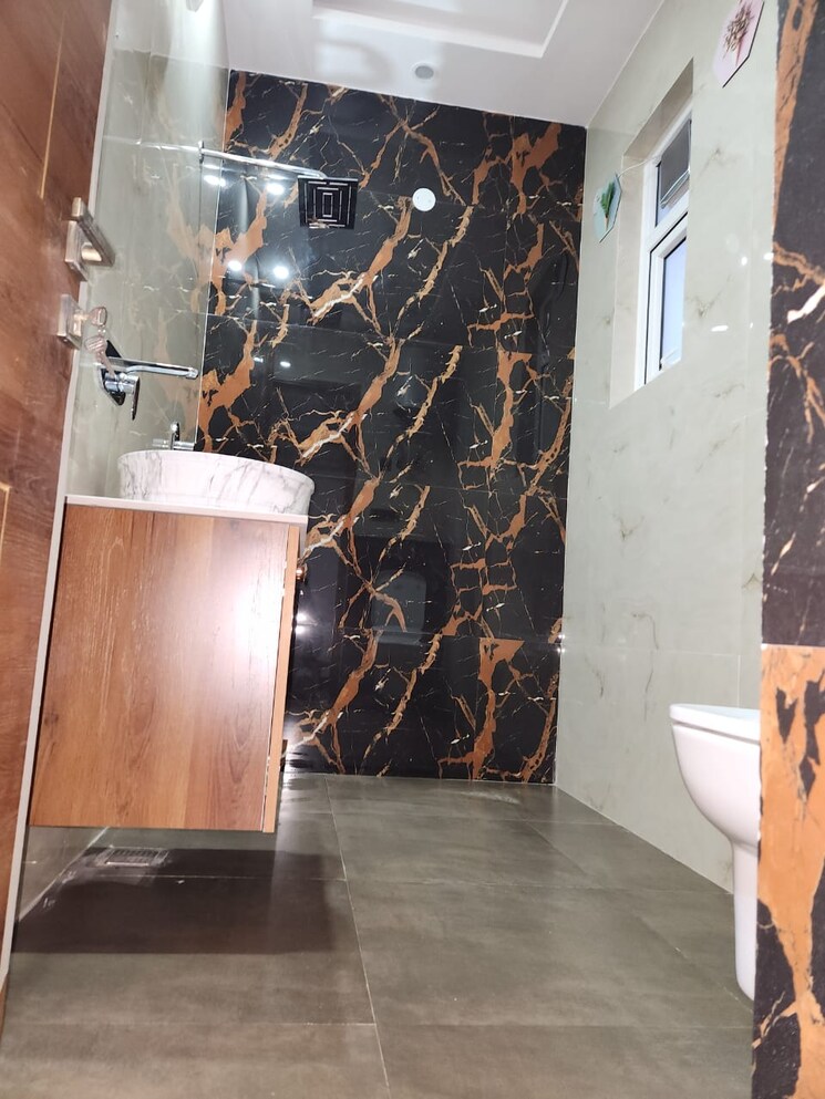 Balcony, sheikh sarai 5 Bedroom 2500 Sq.Ft. Apartment In Sheikh Sarai Delhi 8814294