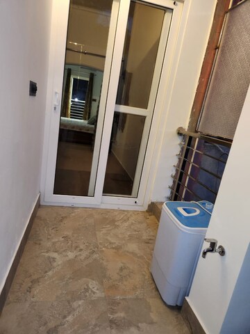 Staircase in 5 BHK Apartment at Sheikh Sarai – for Rent