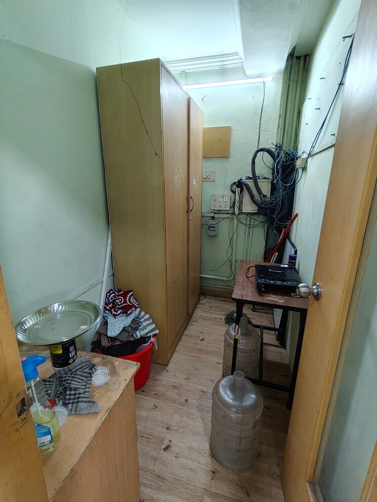 Team Area, kodambakkam Commercial Office Space in IT/SEZ 1500 Sq.Ft. In Kodambakkam Chennai 8814303