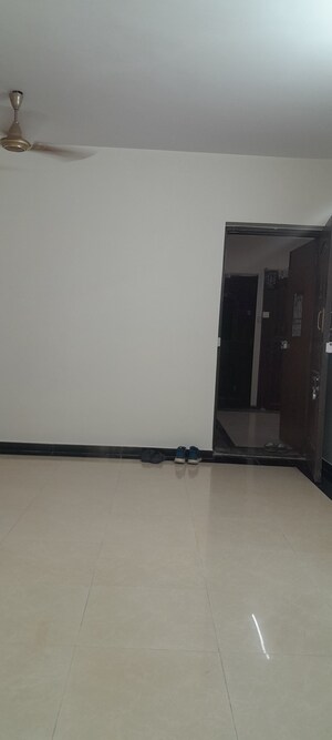 Furnished Amenities in 2 BHK Apartment at Vasant Sagar, Kandivali East – for Sale