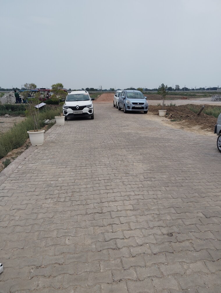 Exterior View, delhi mathura highway  1800 Sq.Ft. Plot In DelhI  Mathura Highway Mathura 8814318
