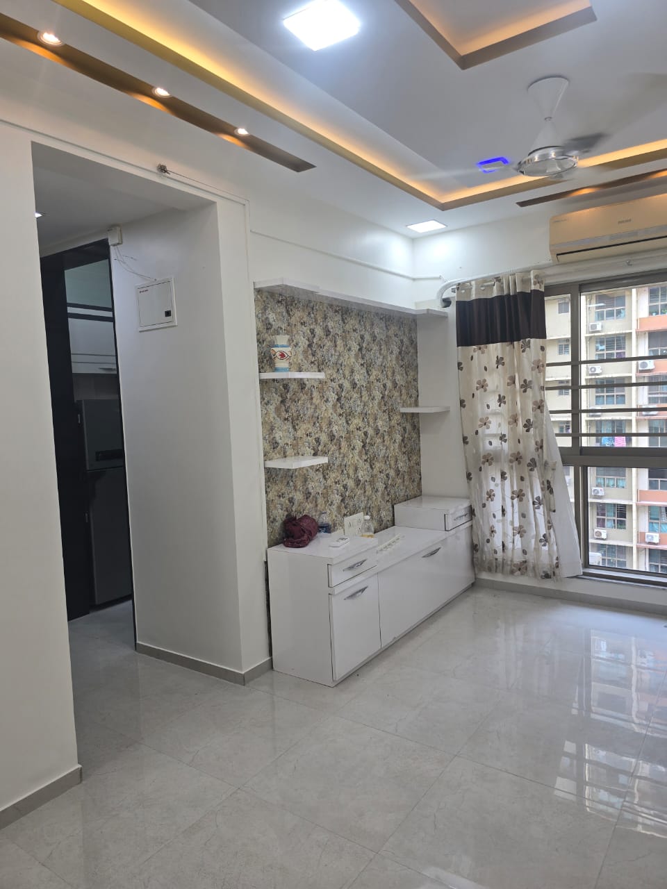 1 BHK Apartment For Rent in Sheth Vasant Oasis