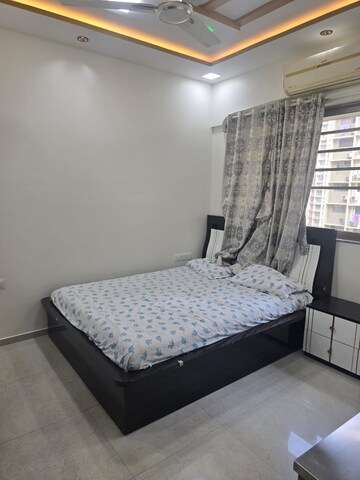 Bedroom in 1 BHK Apartment at Sheth Vasant Oasis, Andheri East – for Rent