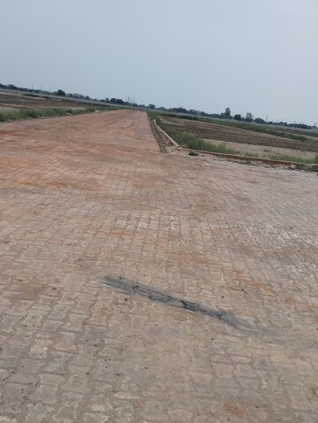 Plot Area in  Plot at DelhI- Mathura Highway – for Sale