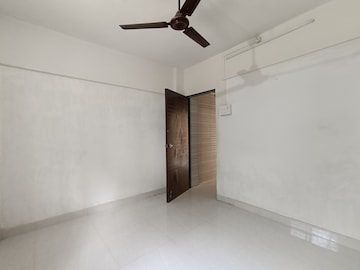 Room in 1 BHK Apartment at Asmita Mogra CHS, Andheri East – for Rent