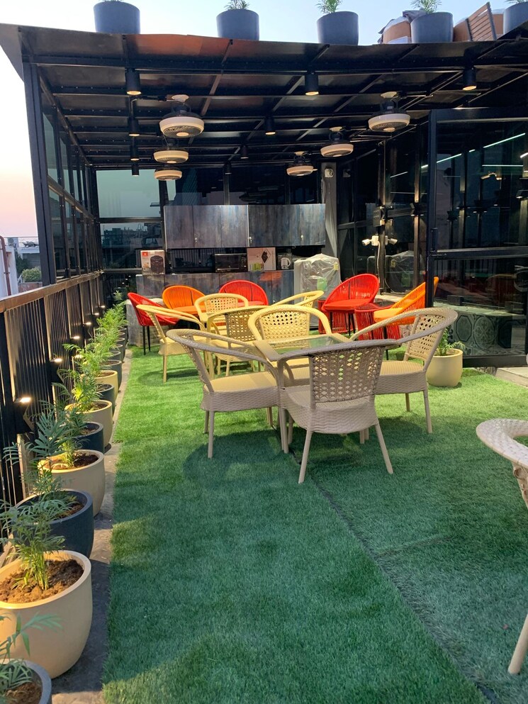 Exterior View, south extension ii Commercial Office Space 4000 Sq.Ft. In South Extension ii Delhi 8814328