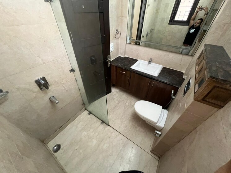 Bathroom, malviya nagar 3 Bedroom 1800 Sq.Ft. Apartment In Malviya Nagar Delhi 8814355