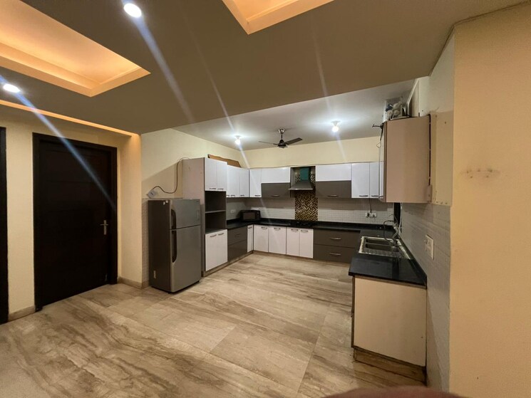 Kitchen, malviya nagar 3 Bedroom 1800 Sq.Ft. Apartment In Malviya Nagar Delhi 8814355