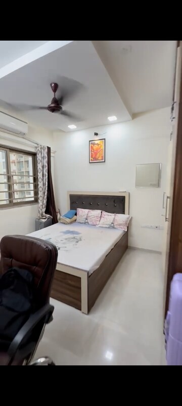 Bedroom in 1 BHK Apartment at Sheth Vasant Oasis, Andheri East – for Rent