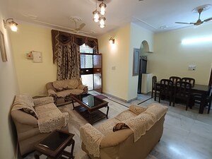 Living Room in 3 BHK Builder Floor at Spring Field, Sector 31 – for Sale