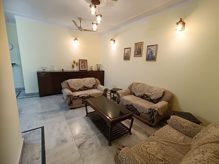 Living Room, spring-field 3 Bedroom 1600 Sq.Ft. Builder Floor In Sector 31 Faridabad 8814426