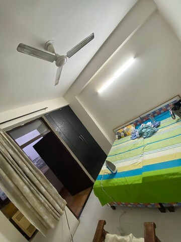 Furnished Amenities in 2 BHK Apartment at Amolik Heights, Sector 88 – for Rent