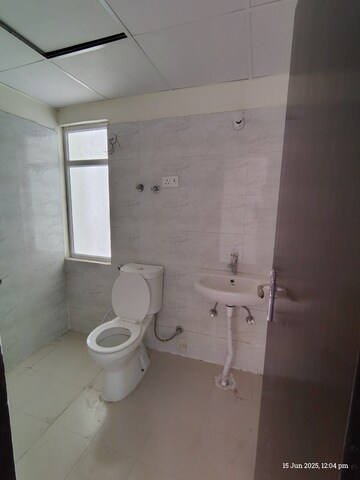 Master Bedroom in 2 BHK Apartment at Amrapali Enchante, Tech Zone 4 Greater Noida – for Rent