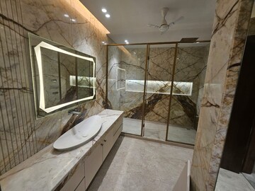 Attached Bathroom in 5 BHK Builder Floor at Sushant Lok 3, Sector 57 – for Sale