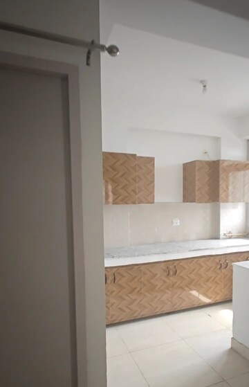 3 BHK Apartment For Rent in Sarvome Shree Homes, Sector 45