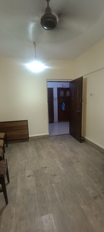 2 BHK Apartment For Rent in Anita Nagar Chs, Kandivali East