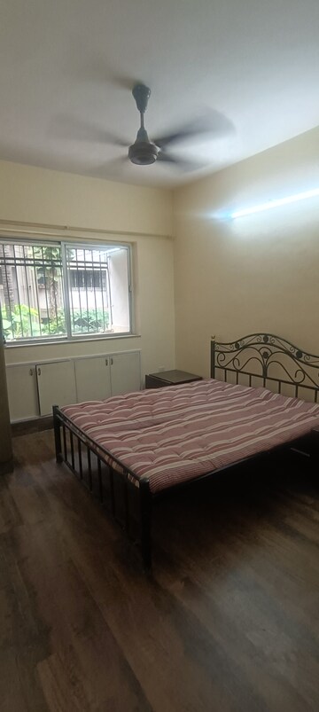 Bedroom in 2 BHK Apartment at Anita Nagar Chs, Kandivali East – for Rent