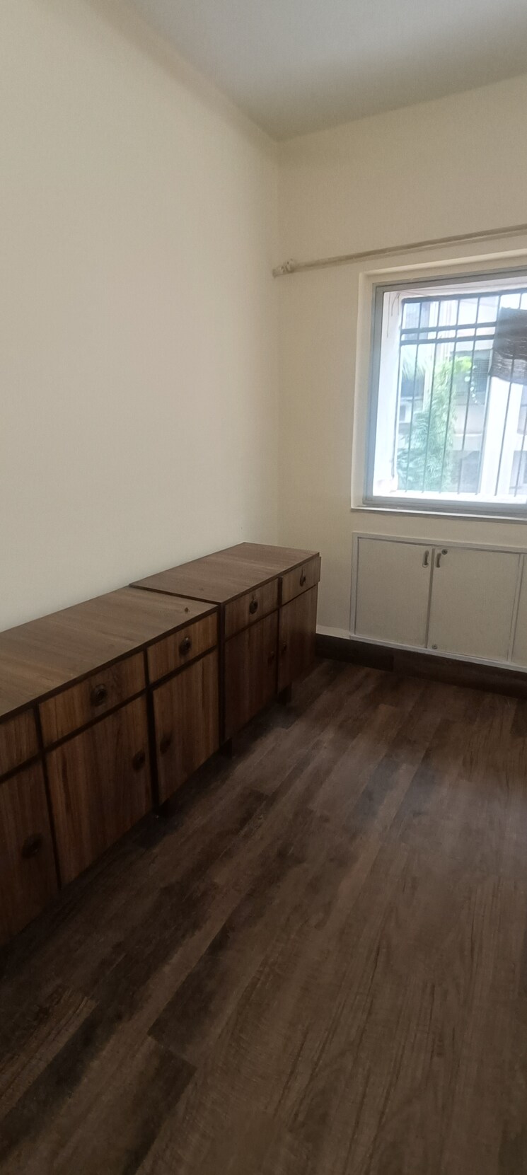 Room, anita-nagar-chs 2 Bedroom 660 Sq.Ft. Apartment In Kandivali East Mumbai 8814513