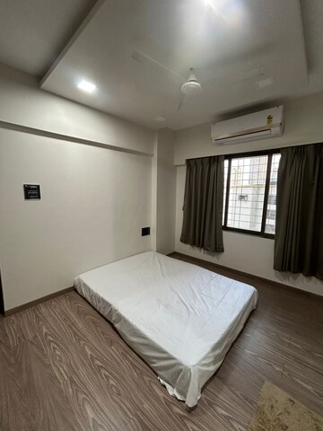 Room in 2 BHK Apartment at Sudarshan Sky Garden, Ghodbunder Road – for Rent